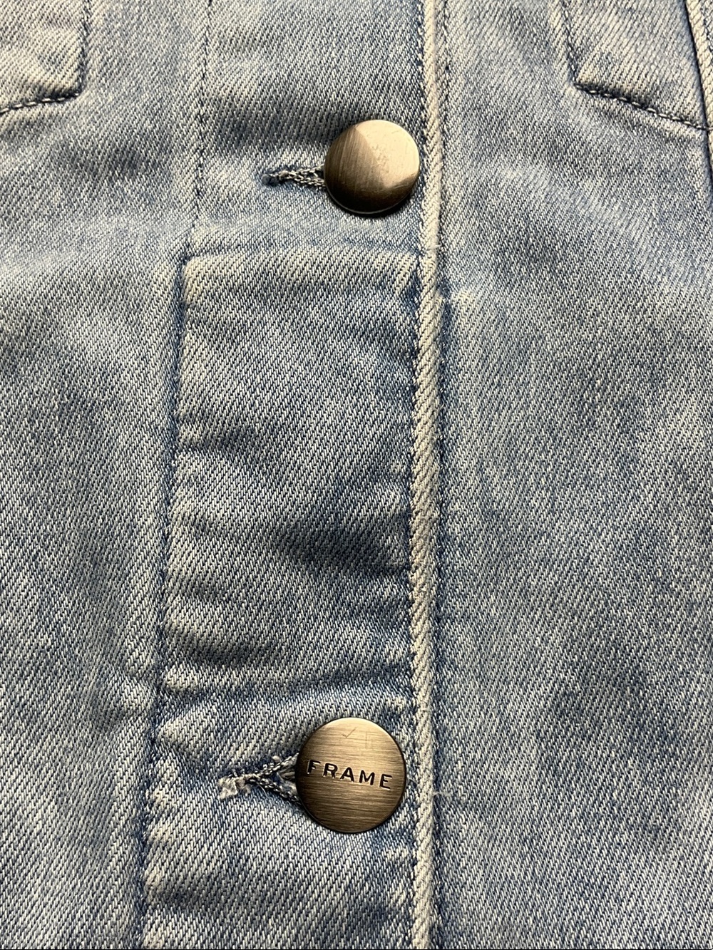 Frame Denim Women’s Willoughby Scallop Hem Light Blue Jean Jacket Size Medium - Picture 4 of 16
